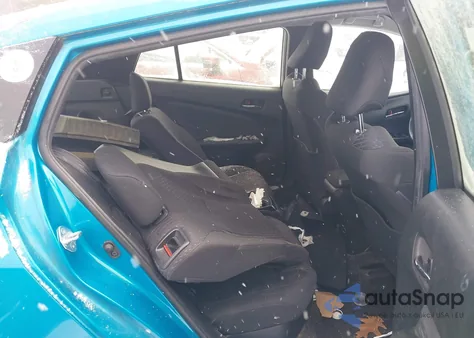 2019 Toyota Prius Prime Plus z USA, uszkodzony, nr VIN JTDKARFP9K3113249